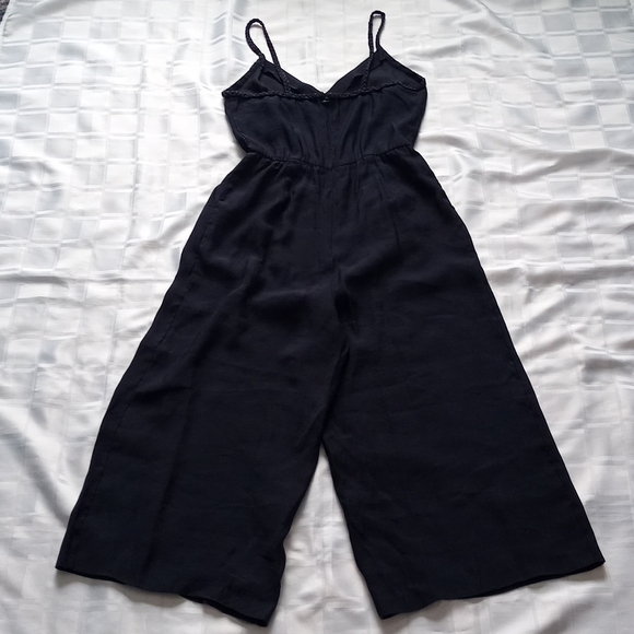 Dex V-neck Cropped Wide Leg Jumper - Picture 10 of 14